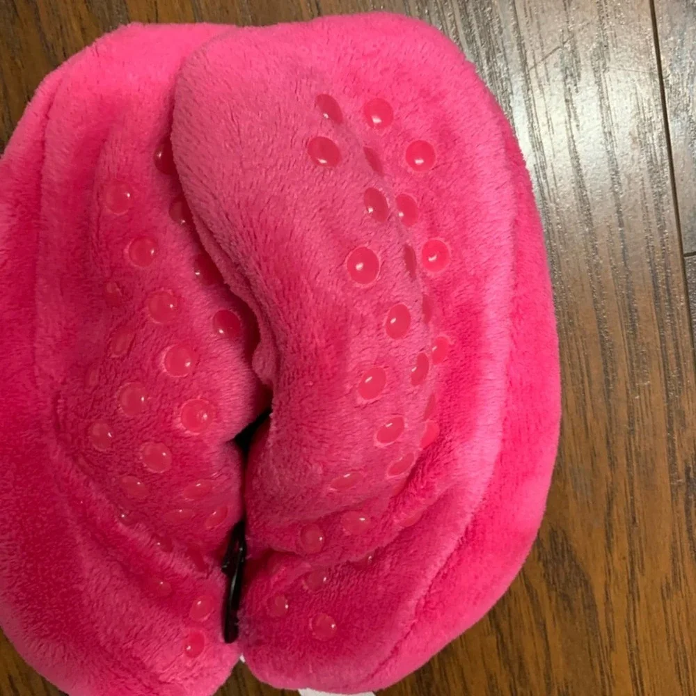 Slippers Pink Sherpa Lined. No slide. Girls S/M‎ NW partial Tags